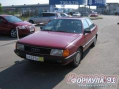 Продаётся Audi 100 1986 г.в.2000 см куб.